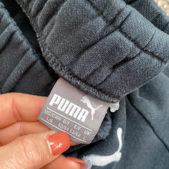 Men’s comfy black Puma drawstring joggers size large - Picture 3 of 4